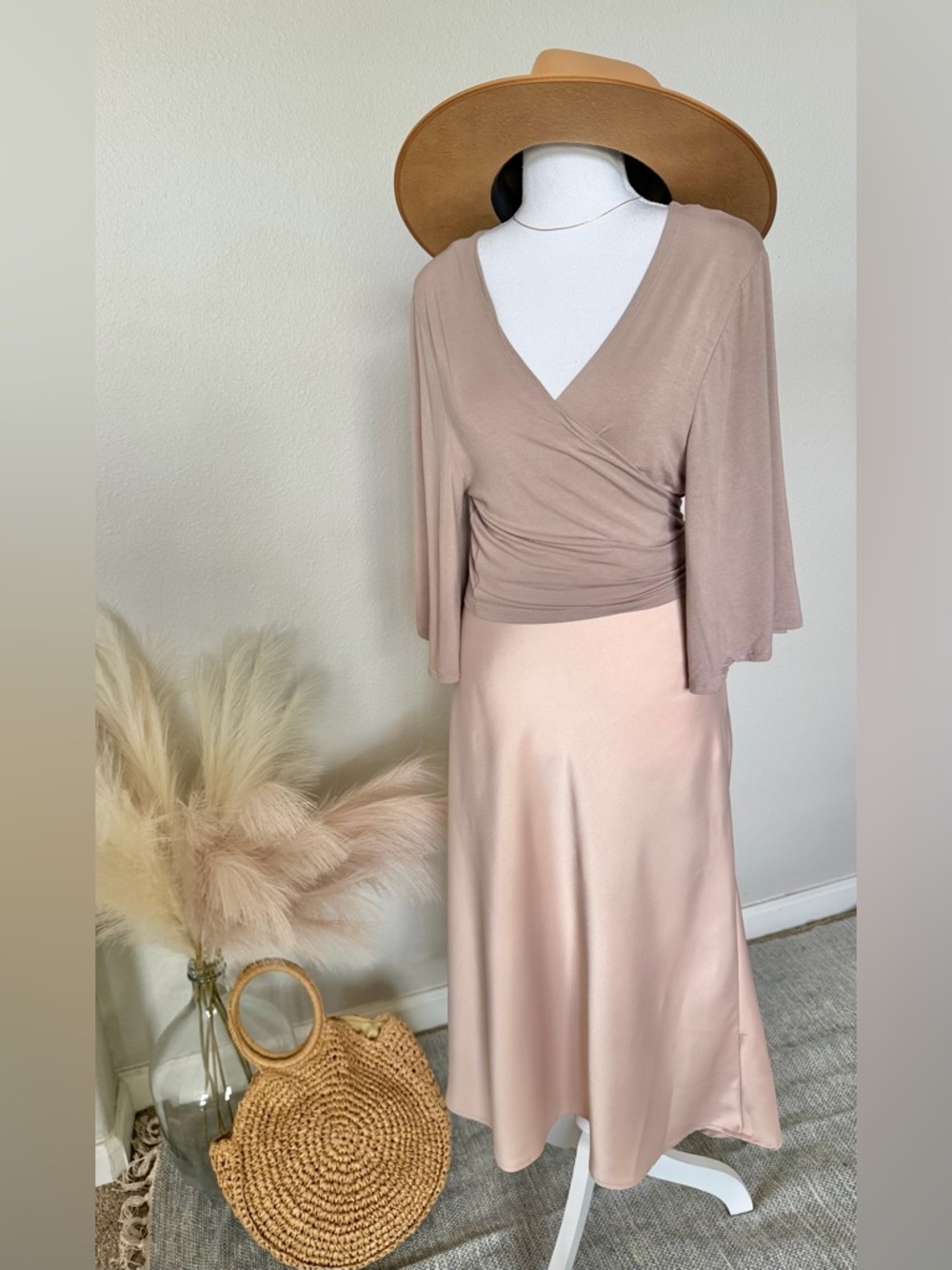 Zenana Outfitters - versatile Brown Crop Wrap Top - Picture 5 of 9